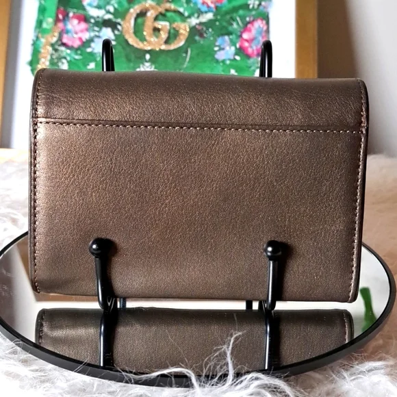 Givenchy Vintage Wallet EUC - Picture 3 of 11